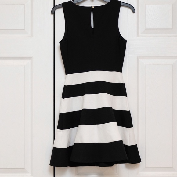 Express Mini Dress Black & White stripe Nautical NWOT - Picture 5 of 10